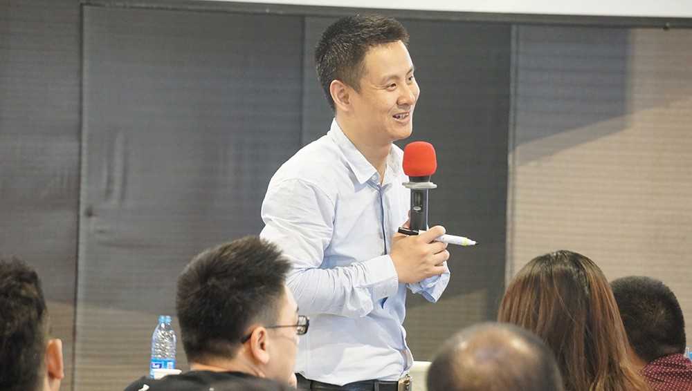 商界精英EMBA總裁班之《互聯(lián)網(wǎng)+與傳統(tǒng)企業(yè)升級(jí)之道》