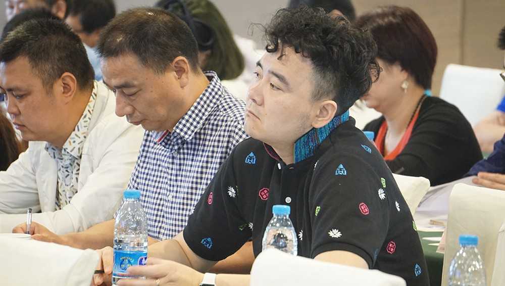商界精英EMBA總裁班之《互聯(lián)網(wǎng)+與傳統(tǒng)企業(yè)升級(jí)之道》