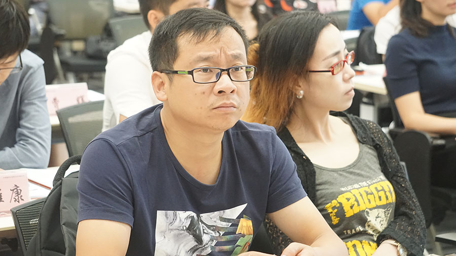 卓越經理人高級實戰班核心課程之《互聯網思維與經營創新》、《卓越領導力》在上海交大準時開課